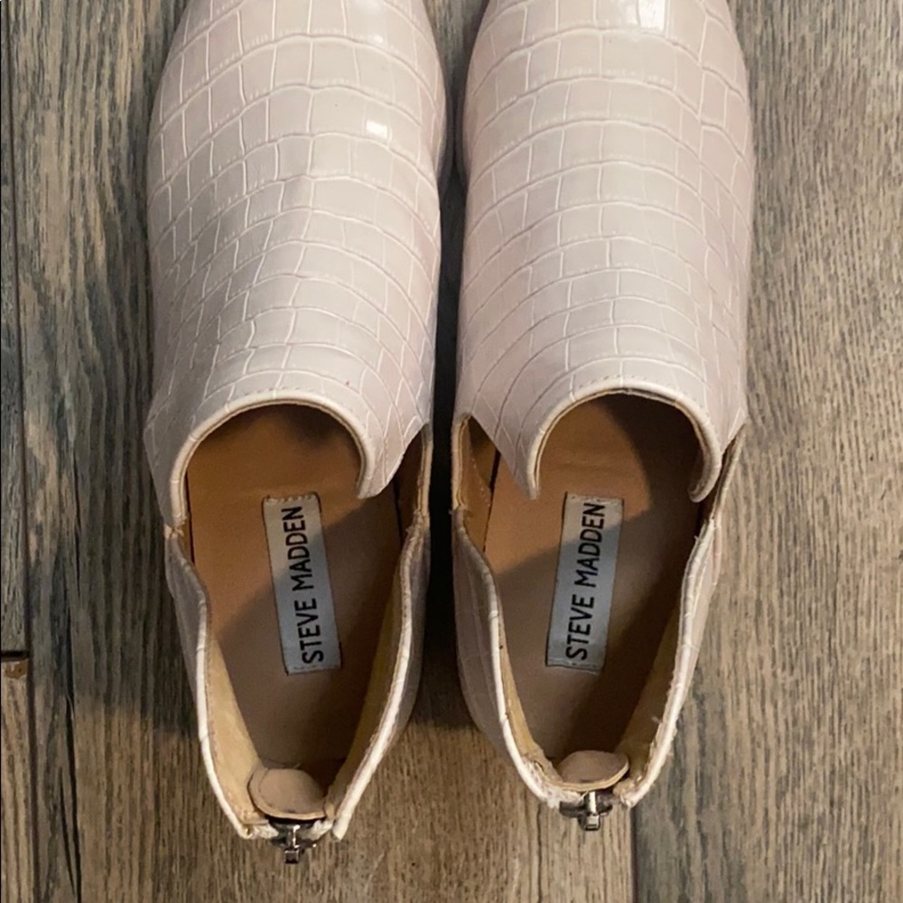 Steve Madden booties